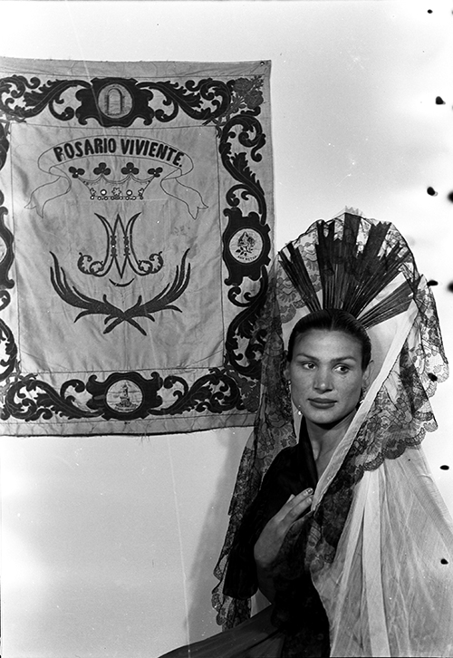 Rosario Amaya, <em>ca.</em> 1956